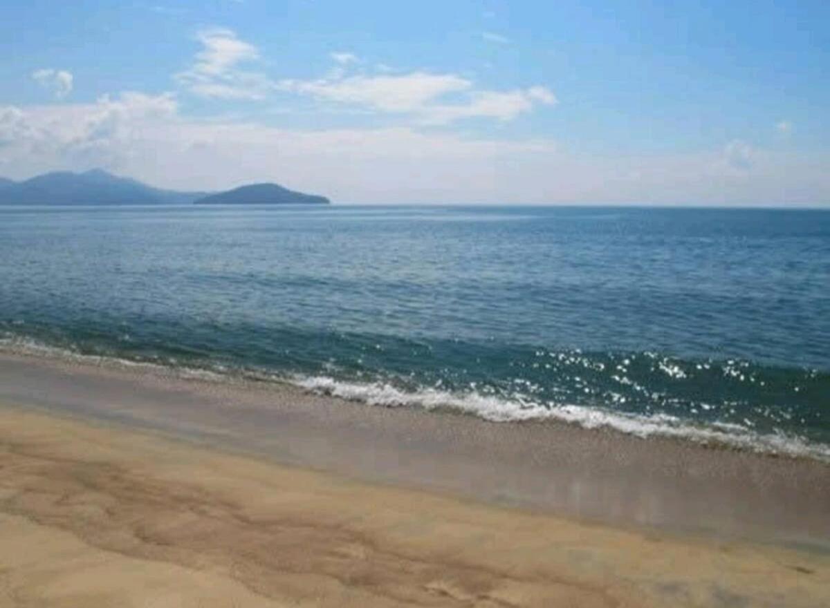 Casa De Praia/Massaguacu Caraguatatuba Exteriör bild